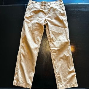 American Eagle 34x32 Relaxed Staright Khaki Pants Cream